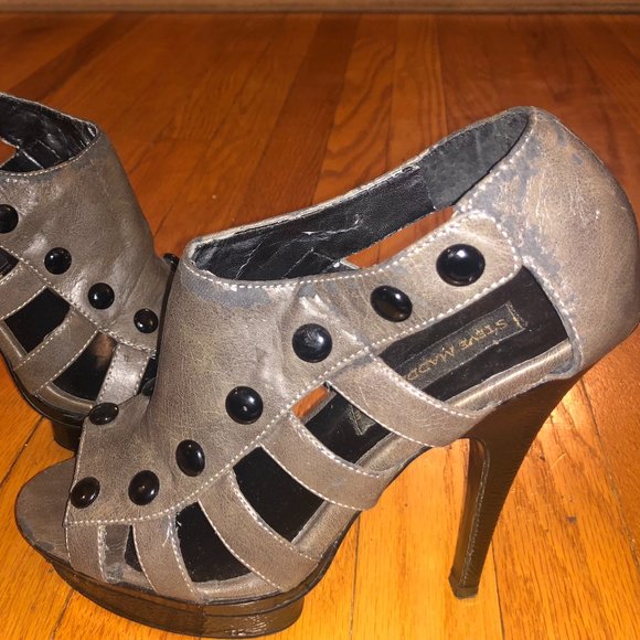 Steve Madden Luxe L-Button Cage Pump 8.5 - Picture 3 of 6
